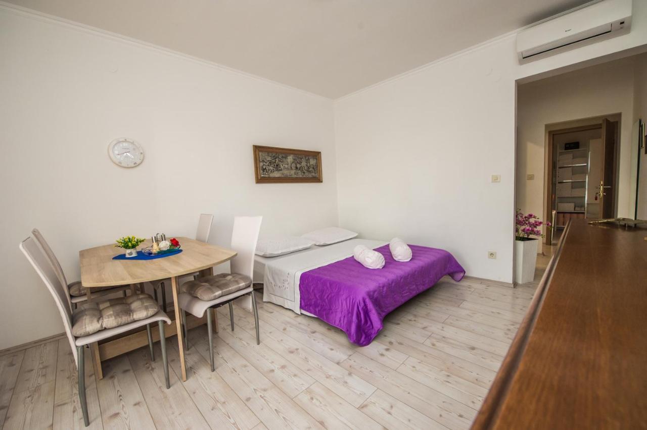 Apartments Nino بودْسْتغانا المظهر الخارجي الصورة