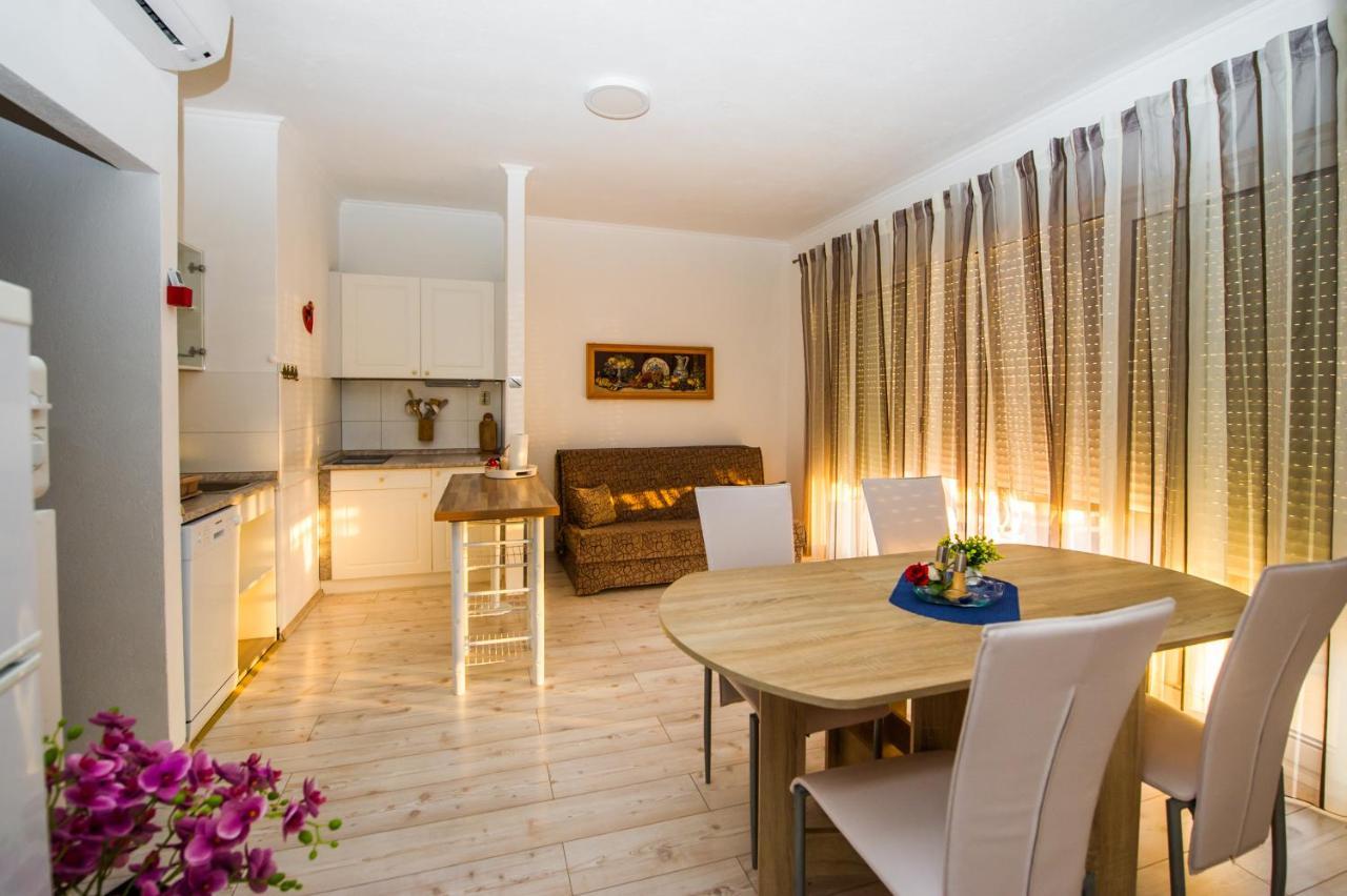 Apartments Nino بودْسْتغانا المظهر الخارجي الصورة