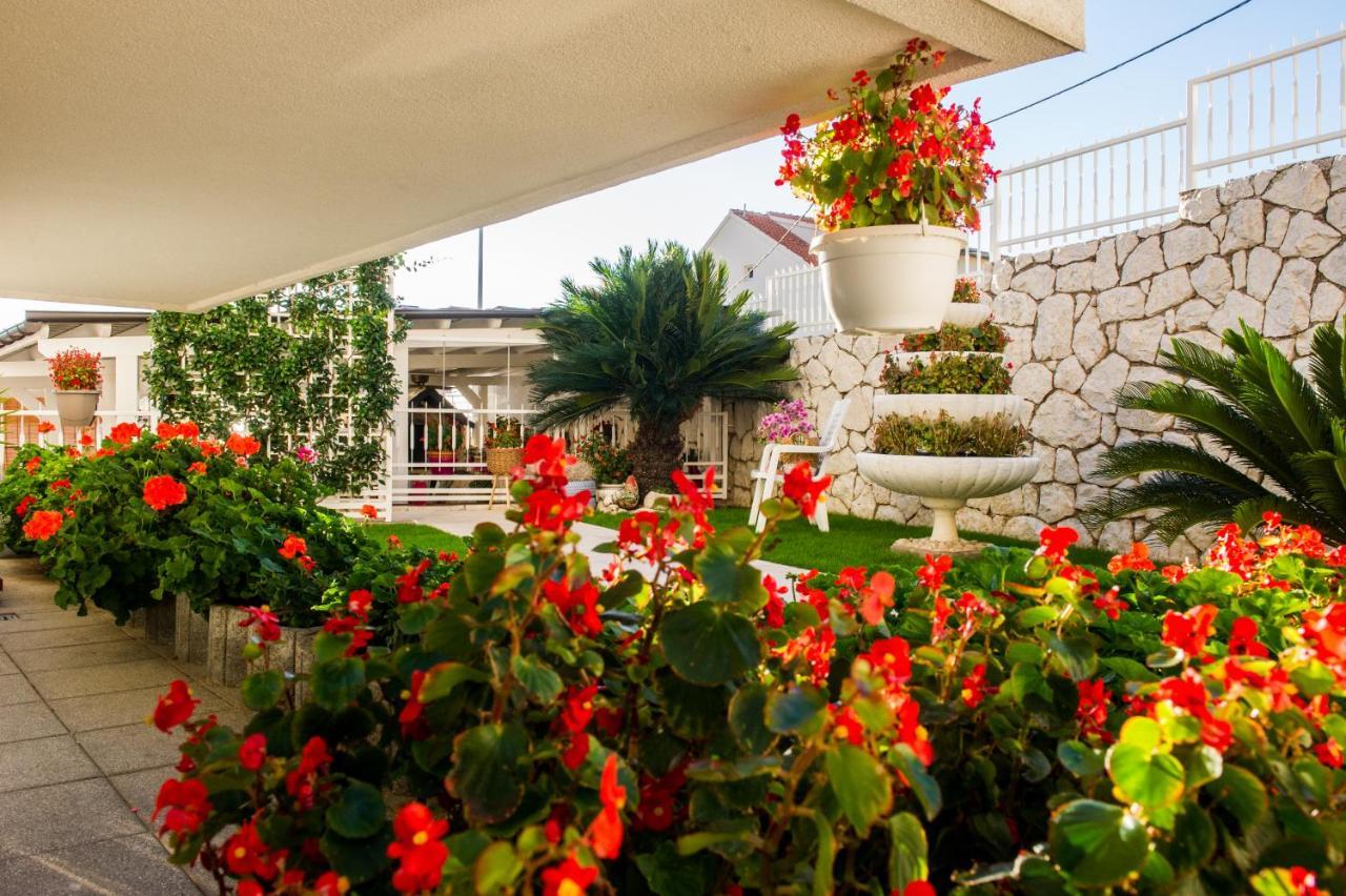 Apartments Nino بودْسْتغانا المظهر الخارجي الصورة